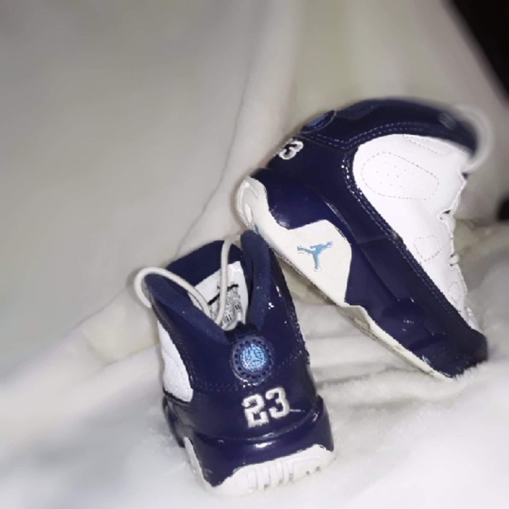 Jordan Retro 9